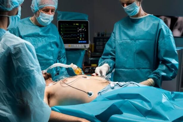 A Detailed Overview for Patients on Robotic Spine Surgery